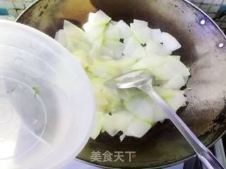 油渣冬瓜的做法步骤：4