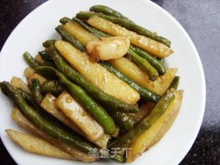 鲁菜--土豆炖四季豆的做法步骤：7