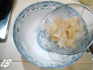 鲁菜靓汤一款“莲蓬三鲜汤”的做法步骤：13