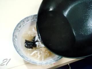 鲁菜靓汤一款“莲蓬三鲜汤”的做法步骤：21