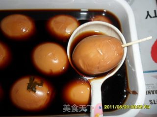 超简单超美味的茶叶蛋的做法步骤：6