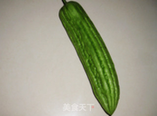 苦瓜红豆排骨汤的做法步骤：1