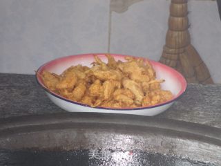 【鲁菜】油炸大虾的做法步骤：15