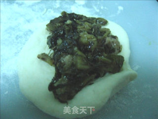 梅菜丑肉包的做法步骤：11