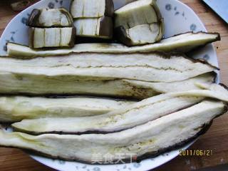 蒜泥软烂茄的做法步骤：1