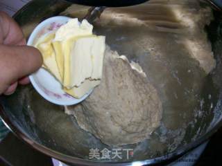 豆蓉卷面包的做法步骤：4