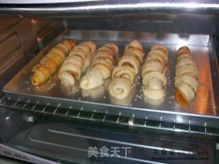 豆蓉卷面包的做法步骤：14