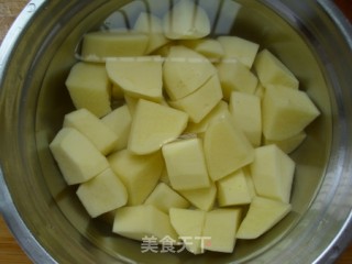 土豆猪蹄的做法步骤：7