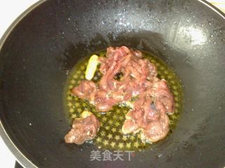 【平淡的幸福】洋葱炒肉丝的做法步骤：4