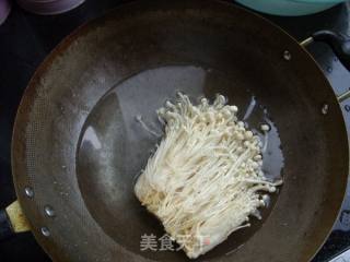 凉拌海带金针菇的做法步骤：2