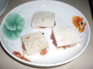 【鲁菜】锅塌豆腐的做法步骤：1