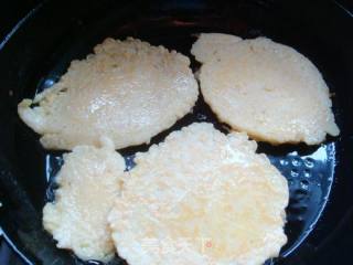 【鲁菜】--香煎土豆饼的做法步骤：9