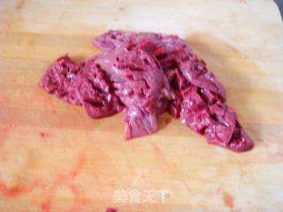 【鲁菜】--爆炒腰花的做法步骤：2