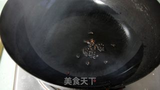 木耳炒山药的做法步骤：3