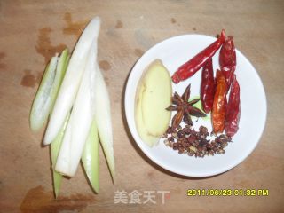 琴籽红烧蹄的做法步骤：2