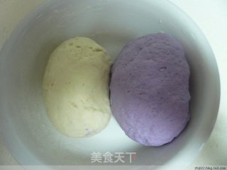 蝴蝶花卷的做法步骤：1