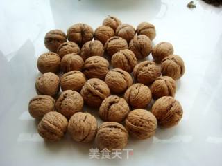 琥珀核桃的做法步骤：1