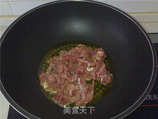 【平淡的幸福】葱香肉丝面的做法步骤：4