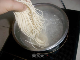 蕃茄排骨拉面的做法步骤：6