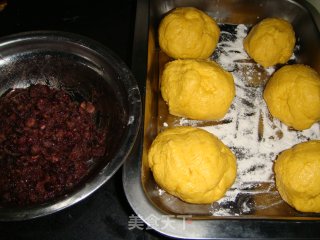 芝麻南瓜豆沙饼的做法步骤：5