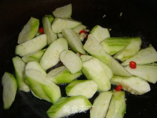 蒜蓉丝瓜的做法步骤：4