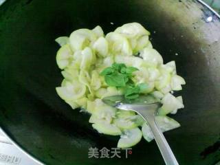 【粤菜】素炒瓠子的做法步骤：7