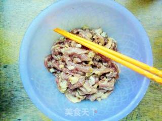 【粤菜】苦瓜炒肉片的做法步骤：2
