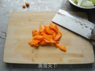四素炖虾仁的做法步骤：4