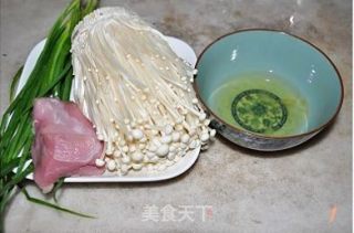 金菇炒三丝的做法步骤：1