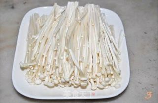 金菇炒三丝的做法步骤：3