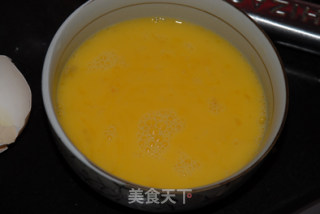 【粤菜】九层塔炒鸡蛋的做法步骤：2