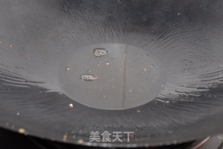 【粤菜】九层塔炒鸡蛋的做法步骤：3