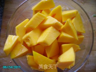 【粤菜】南瓜冰糖水的做法步骤：2