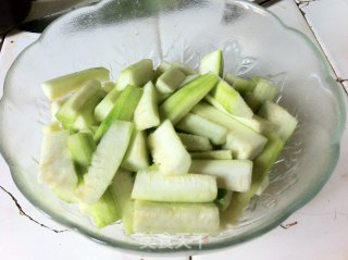 老油条丝瓜的做法步骤：4