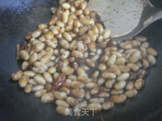 红烧黄豆的做法步骤：5