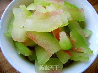 辣拌西瓜皮的做法步骤：3