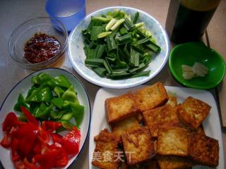 熊掌豆腐的做法步骤：1