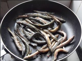 【粤菜】泥鳅淮山汤 健脾补虚敛汗的做法步骤：5
