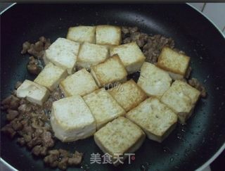 【粤菜】肉末煎豆腐的做法步骤：5