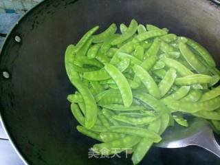 【粤菜】荷兰豆炒肉的做法步骤：4