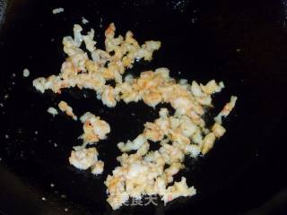 【鲁菜】豆苗炒虾片的做法步骤：6