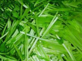 【鲁菜】豆苗炒虾片的做法步骤：8