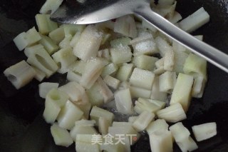 糖醋藕丁的做法步骤：4