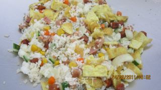 变废为宝之【七彩杂锦炒饭】的做法步骤：5