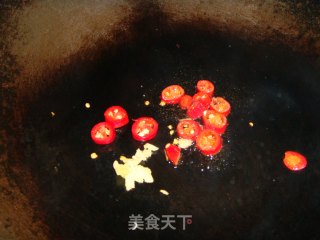 腊肠炒苦瓜的做法步骤：4