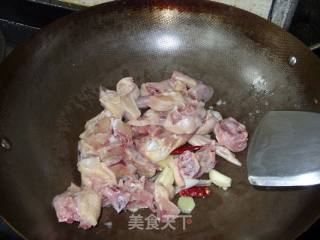 土豆辣炒鸡块的做法步骤：3