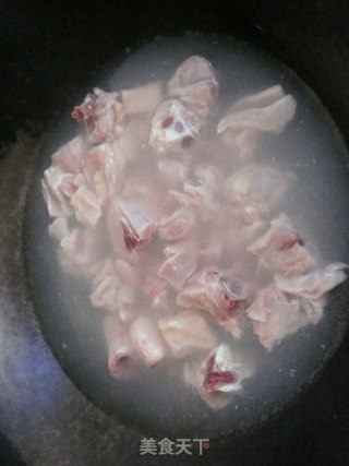 炖鸡汤的做法步骤：4