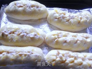 乐享其中--杏仁面包的做法步骤：7