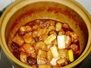 【粤菜】冬菇焖猪肉的做法步骤：8