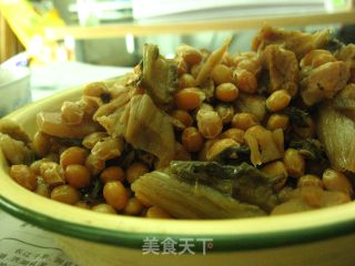 梅菜焖豆子的做法步骤：6